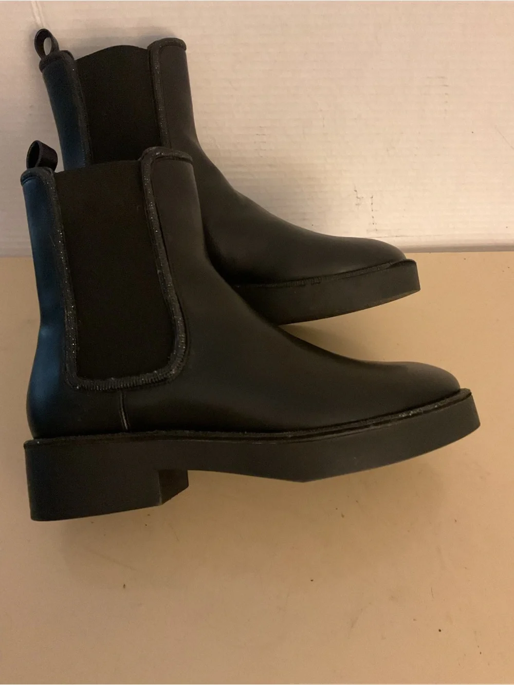Steven By Steve Madden women Black Chelsea Platform Ankle Boots US 8.5